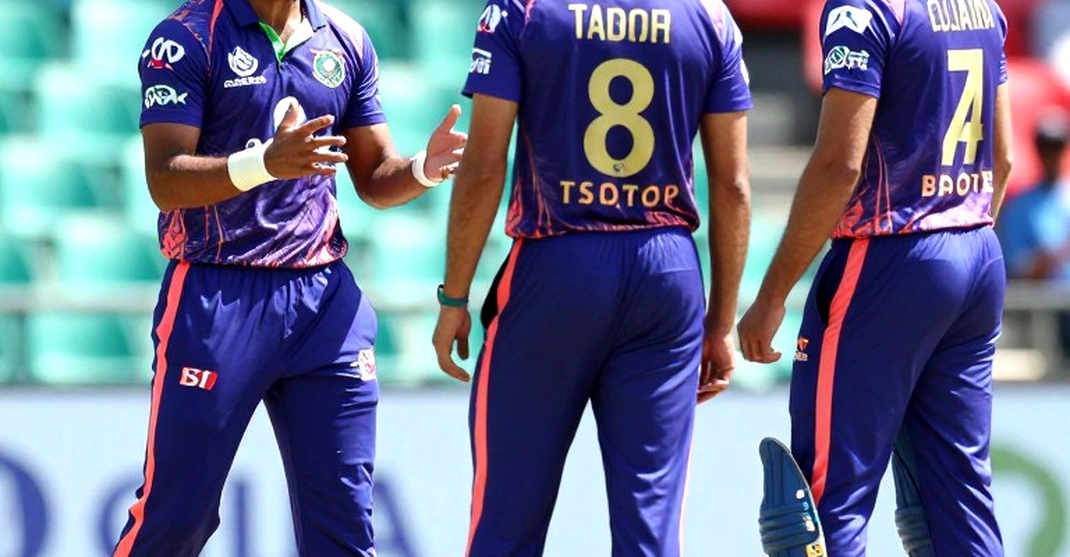 ফাইনাল বাঁশির পরে নারী ক্রিকেট: ৮৬,১৭৪ থেকে দুবাই, যেখানে আসল গল্প শুরু হয়
