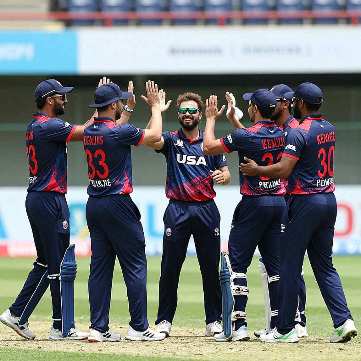 এনওসি-ই আসল ট্রান্সফার মার্কেট: এশিয়ার ক্রিকেটে দাম ঠিক হয় চুক্তিতে, নিলামে নয়
