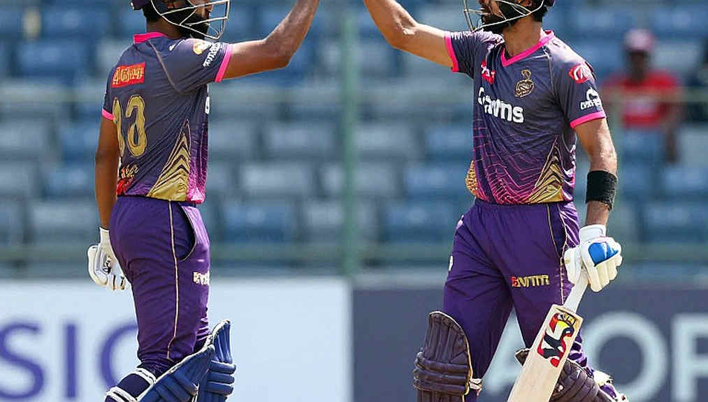 পাওয়ারপ্লে বিভ্রম: এশিয়ার ক্রিকেট মাঝের ওভারে কেন নিজের ভাগ্য হারাচ্ছে